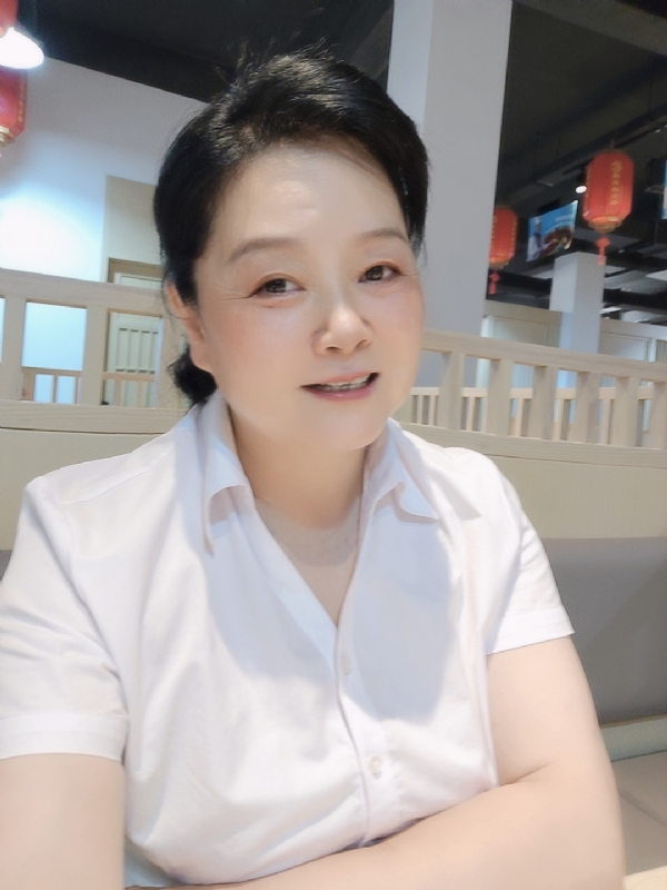 丁姐爱生活的第一张照片--海峡交友网