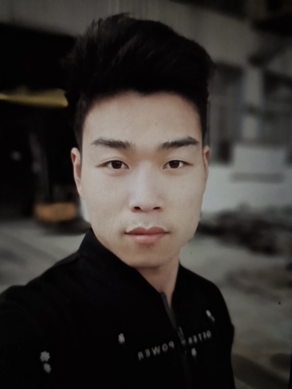 小风的第一张照片--海峡交友网