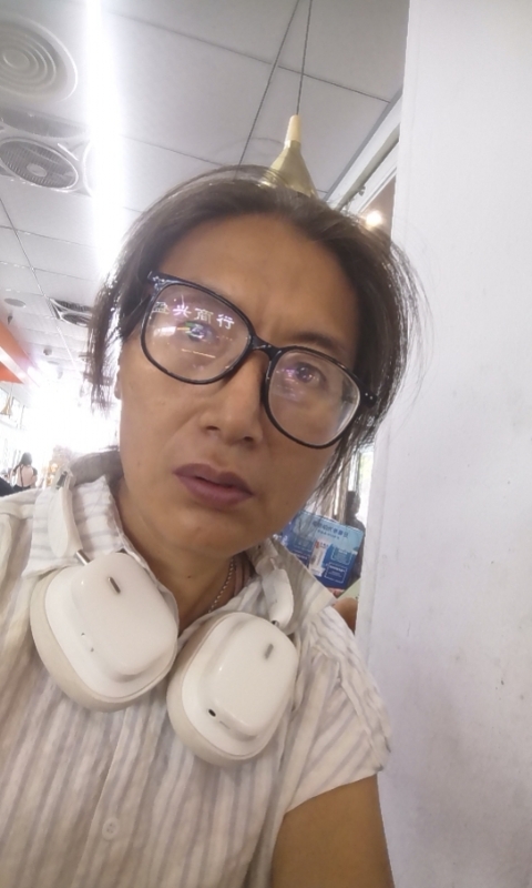 冬天的蔷薇的第三张照片--海峡交友网