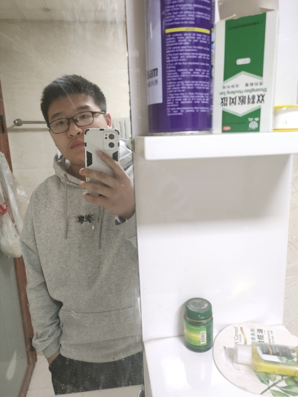 乌鸦坐飞机的第一张照片--海峡交友网