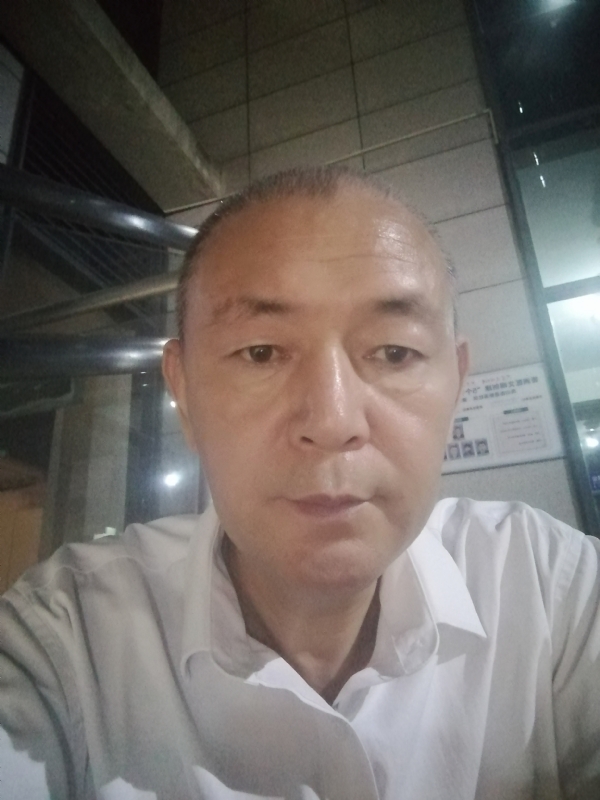 老李的第一张照片--海峡交友网