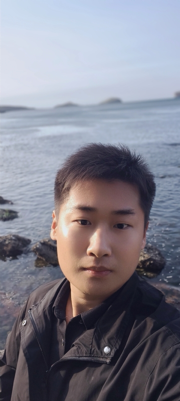 男大的第三张照片--海峡交友网