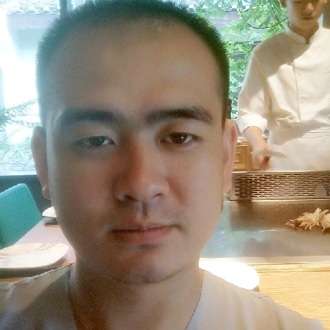 中天的第一张照片--海峡交友网