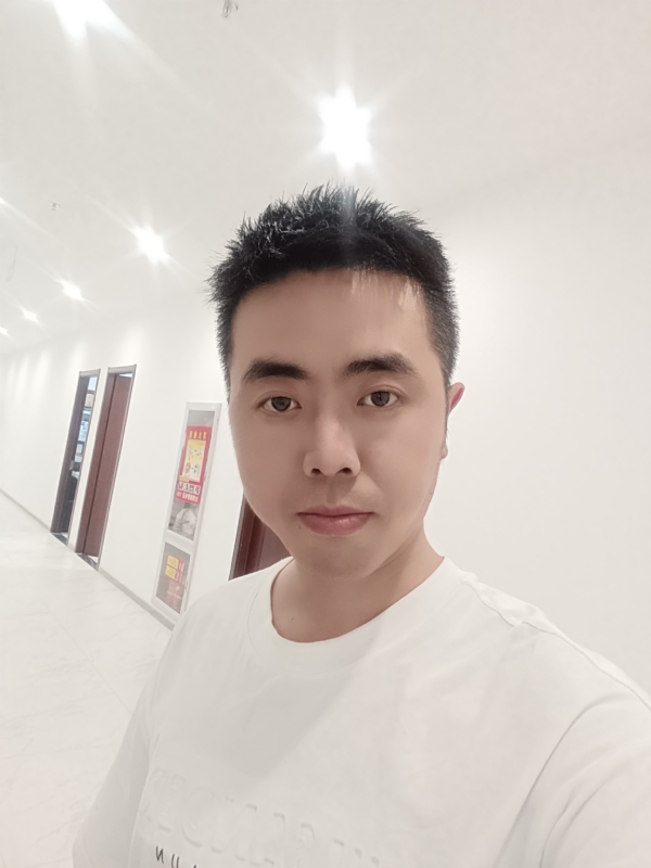 愿得一人心白首不相离的第一张照片--海峡交友网