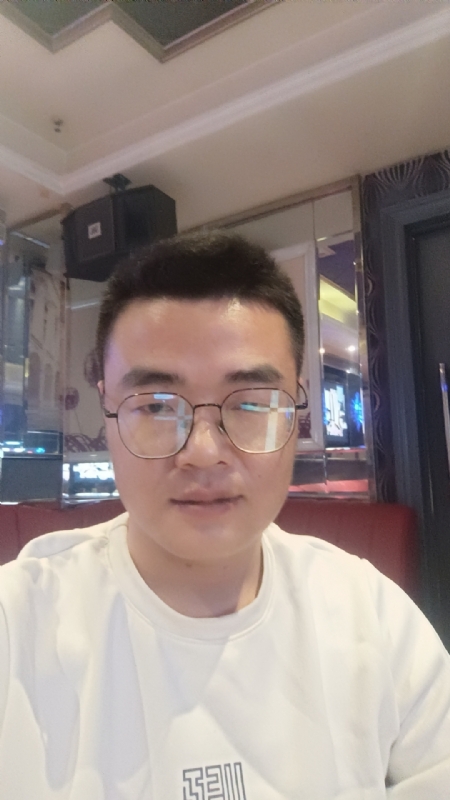 骑着蜗牛撵大象的第一张照片--海峡交友网