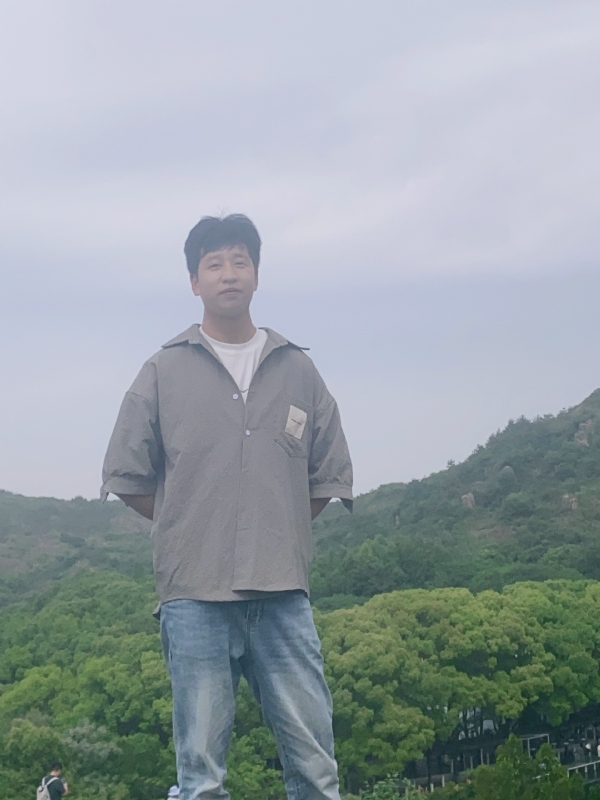 渐行渐远的第二张照片--海峡交友网
