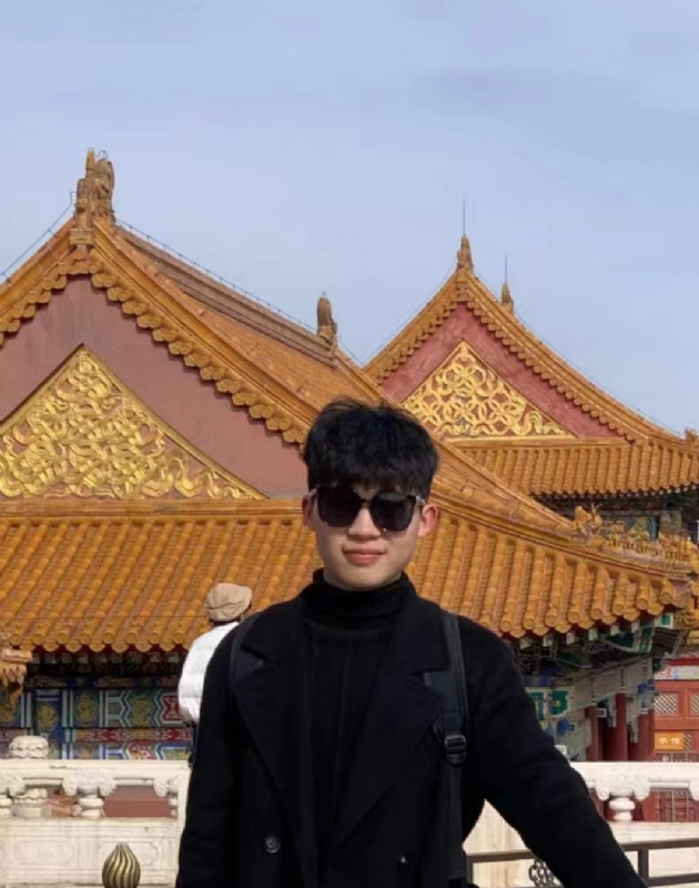 满目星辰的第二张照片--海峡交友网