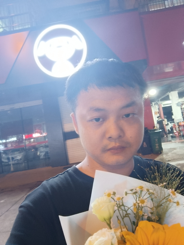 小陈的第一张照片--海峡交友网