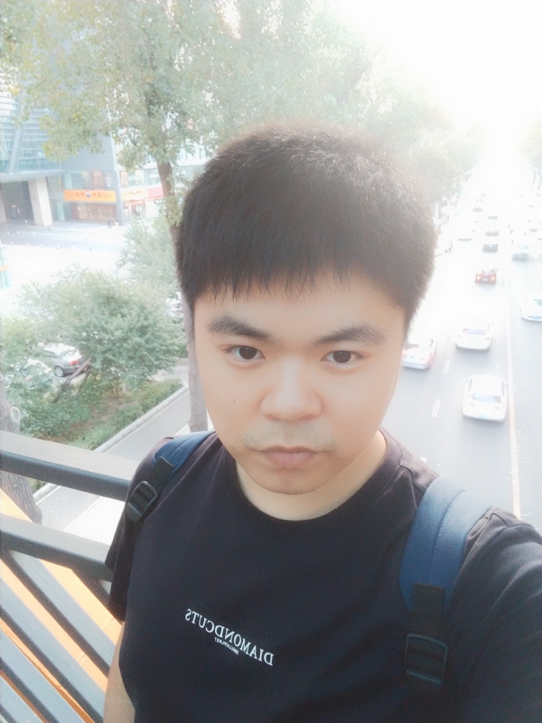 自出心裁的第一张照片--海峡交友网