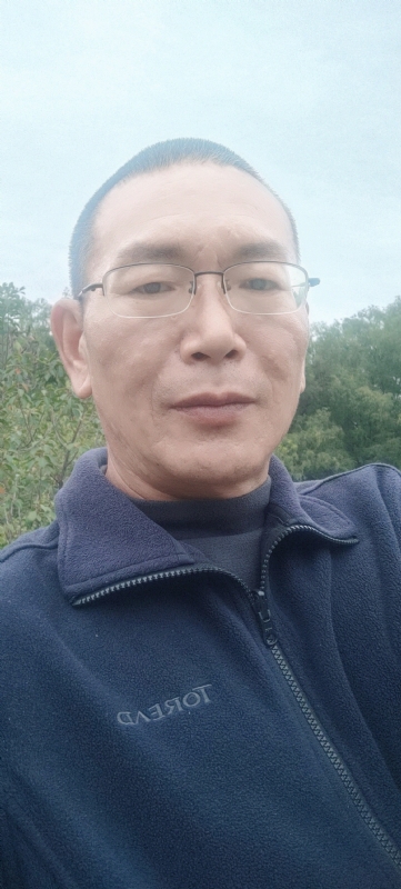 夜风来袭的第一张照片--海峡交友网