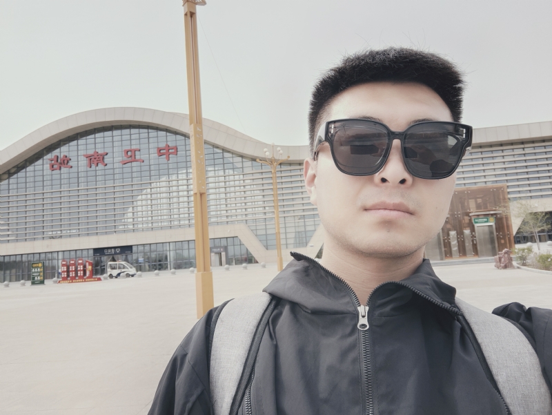 起因的第一张照片--海峡交友网