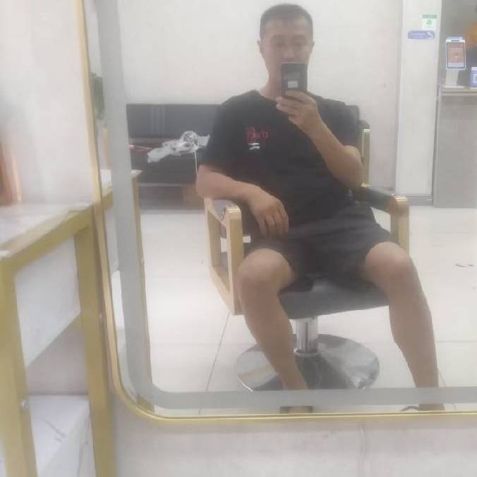 闫杰的第一张照片--海峡交友网