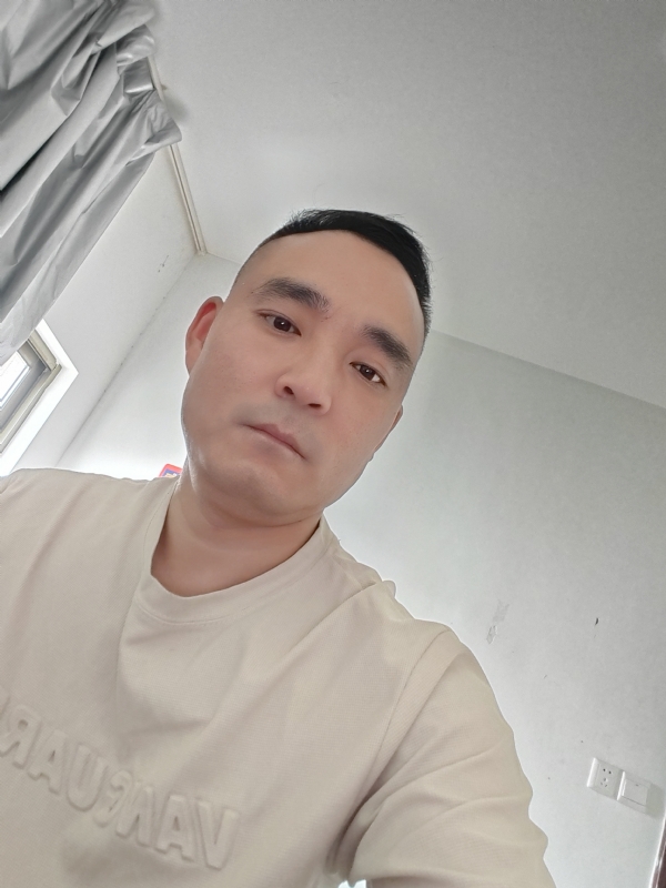 小锋的第一张照片--海峡交友网