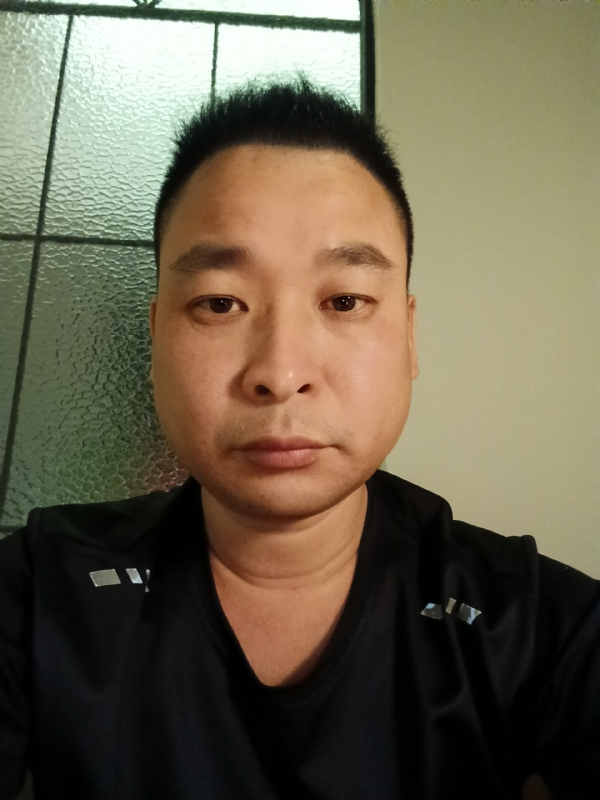 信念的第一张照片--海峡交友网