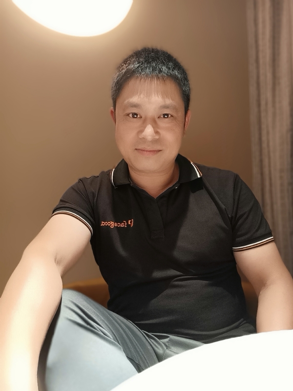 影子的第一张照片--海峡交友网
