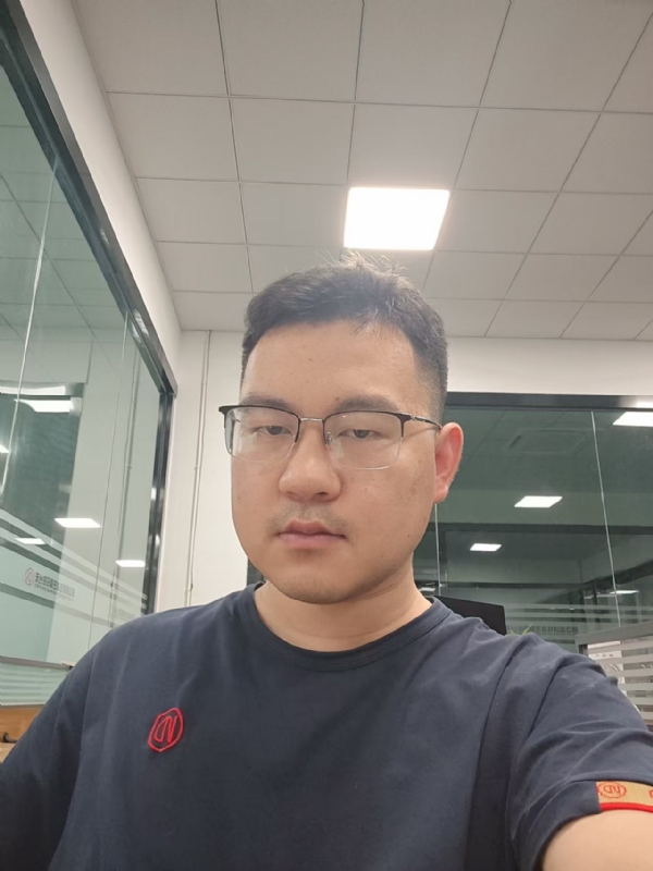 雨落浅响的第一张照片--海峡交友网