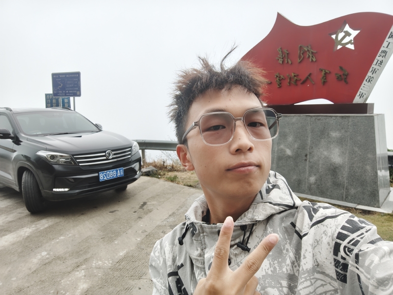 六十一的第一张照片--海峡交友网