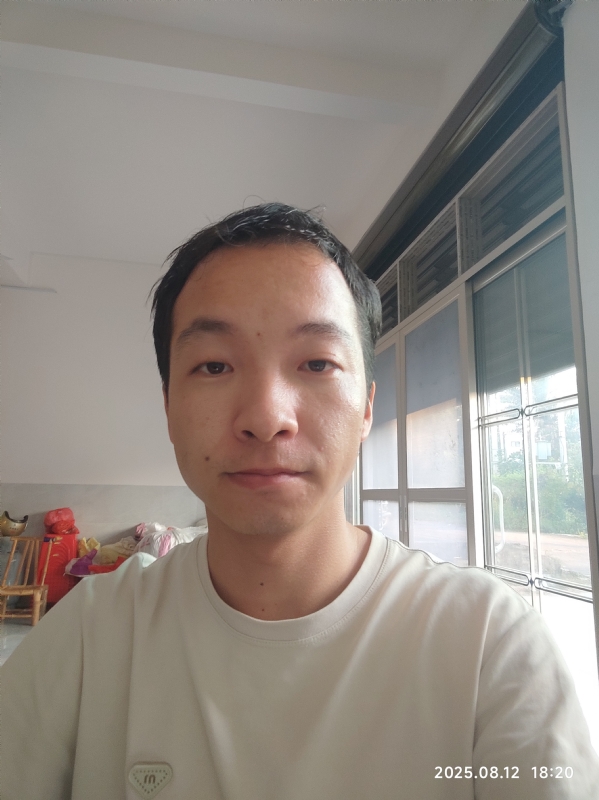 杨培鑫的第一张照片--海峡交友网